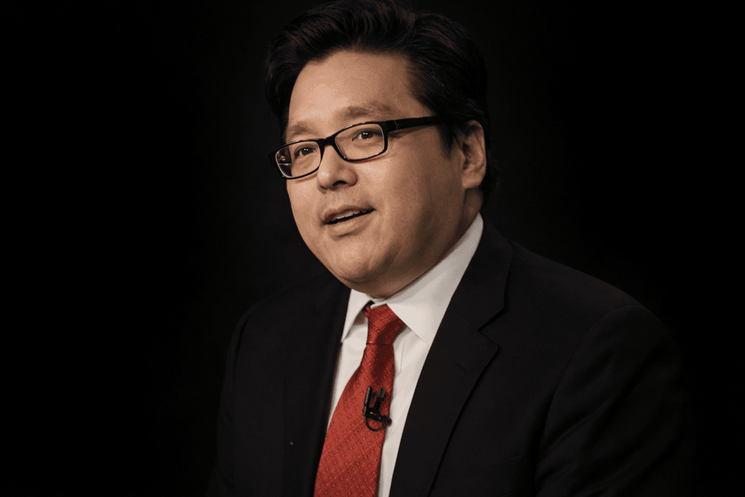 Tom Lee Says Crypto Pullback Is a Short Bear Phase, Reaffirms Long-Term Bitcoin and Ethereum Targets