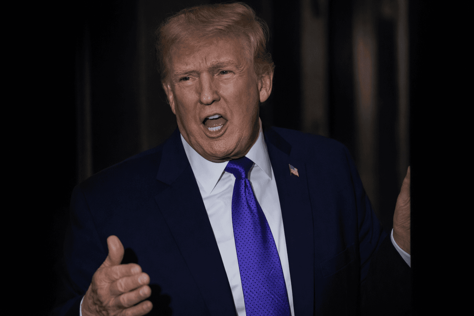 Trump Criticizes Banks Over Stalled Crypto Market Structure Bill