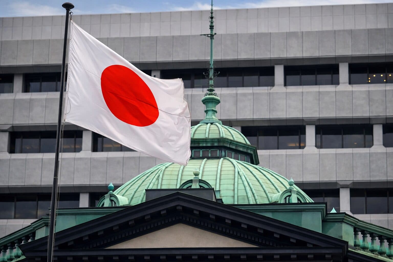 Japan Reclassifies Crypto as Financial Instruments Under New Regulatory Amendment