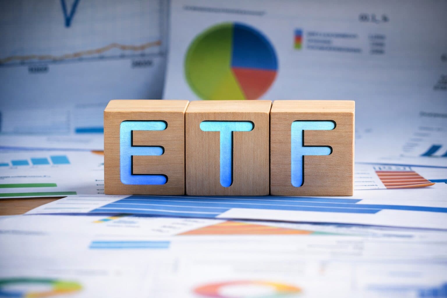 Crypto ETF Inflows Slow to $230 Million as Fed Pause Impacts Momentum