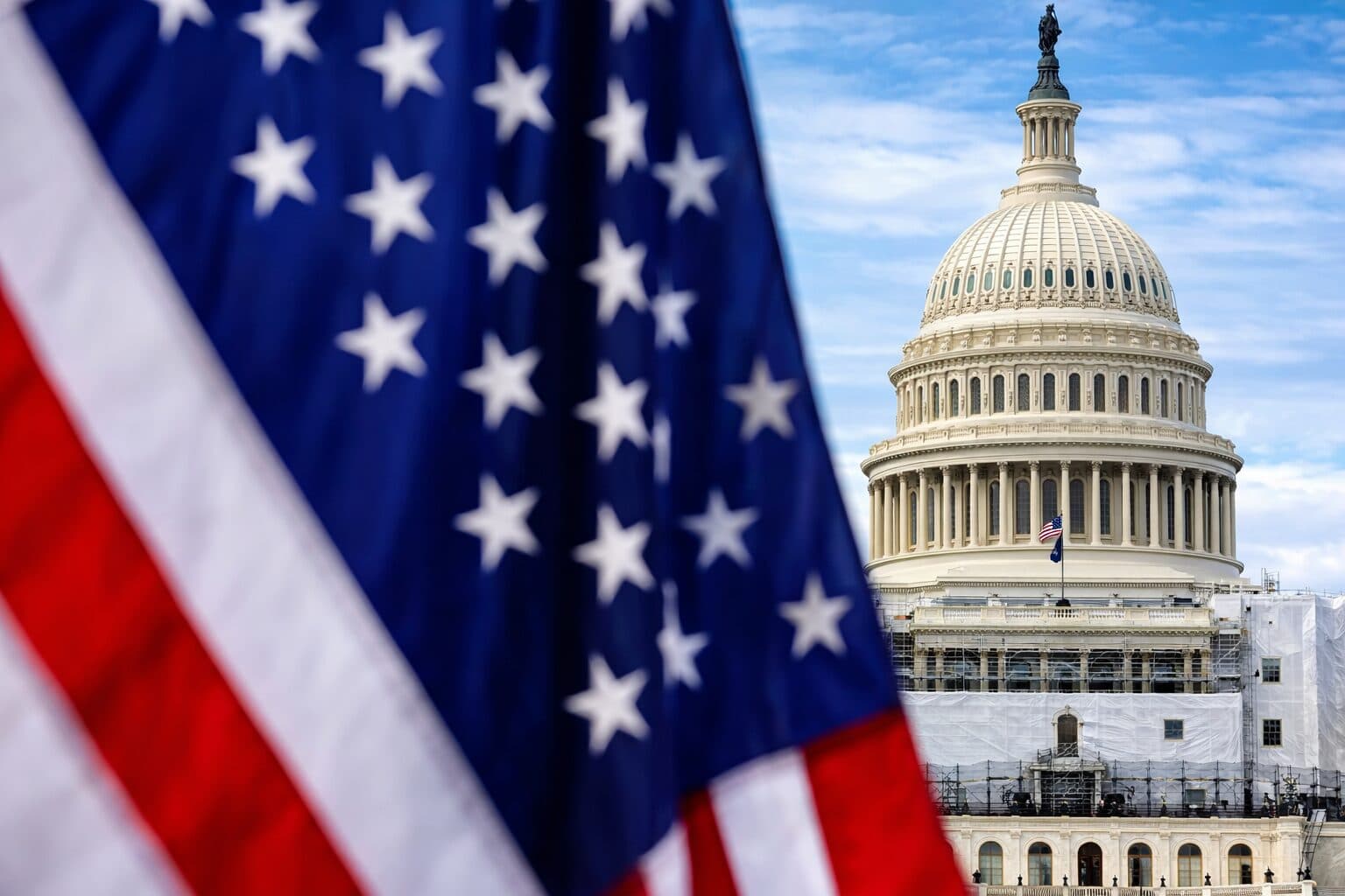 Lawmakers Move to Ban Sports Betting Contracts on Prediction Markets