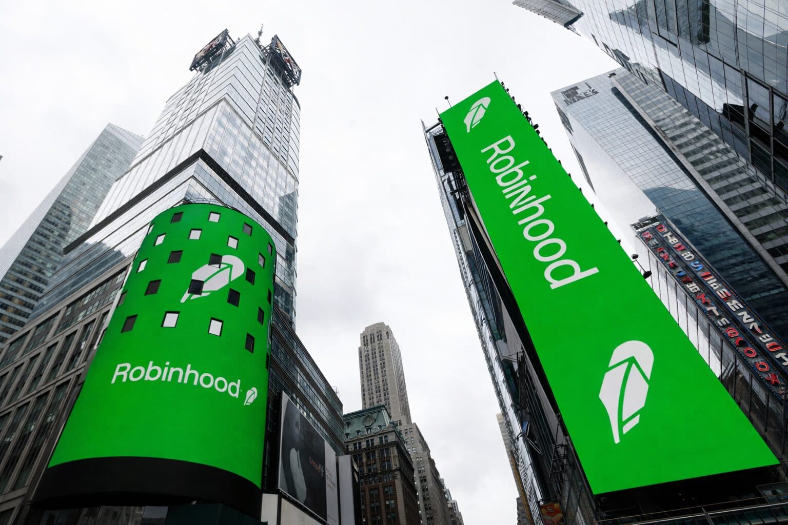 Robinhood Ventures Fund Invests $35 Million in Stripe and ElevenLabs