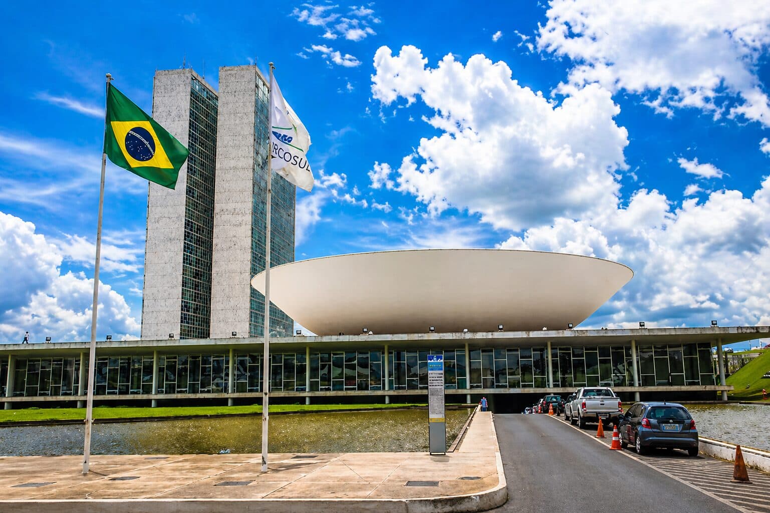 Brazil Blocks Polymarket and Kalshi in Broad Prediction Market Ban Over Investor Protection Concerns