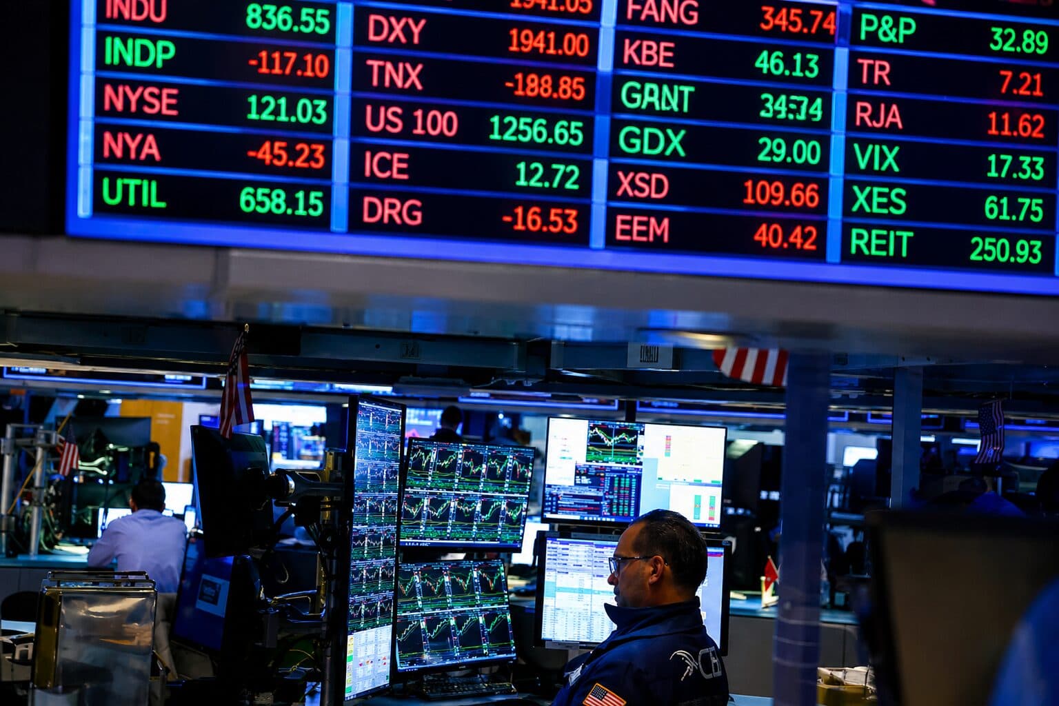 Prediction Market Volume Hits $25.7B as Retail Traders Drive Repeat Activity Growth