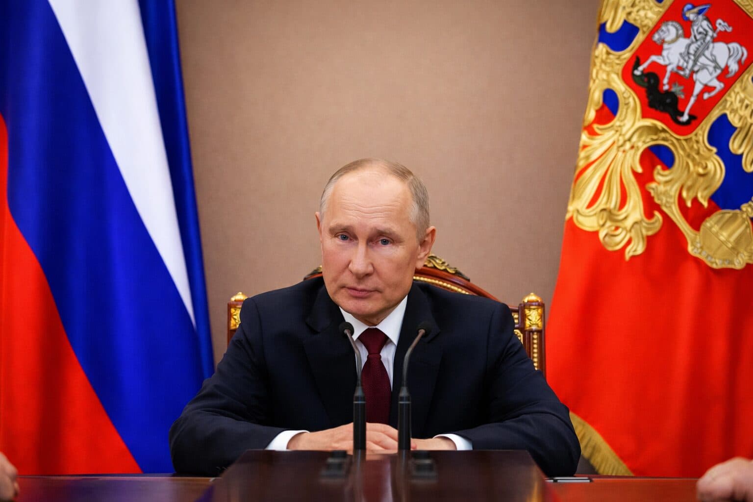 Russia Warns US–Iran Peace Talks May Be Cover for Possible Military Escalation