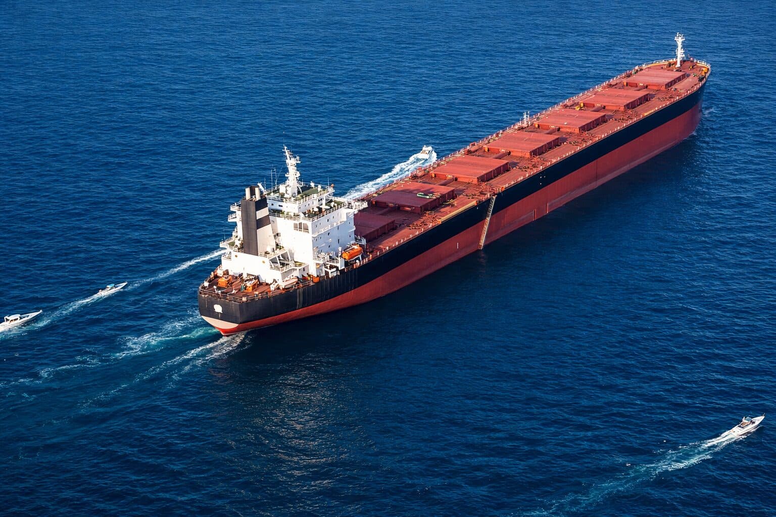 Sanctioned Chinese Tanker Crosses Strait of Hormuz Despite US Naval Blockade