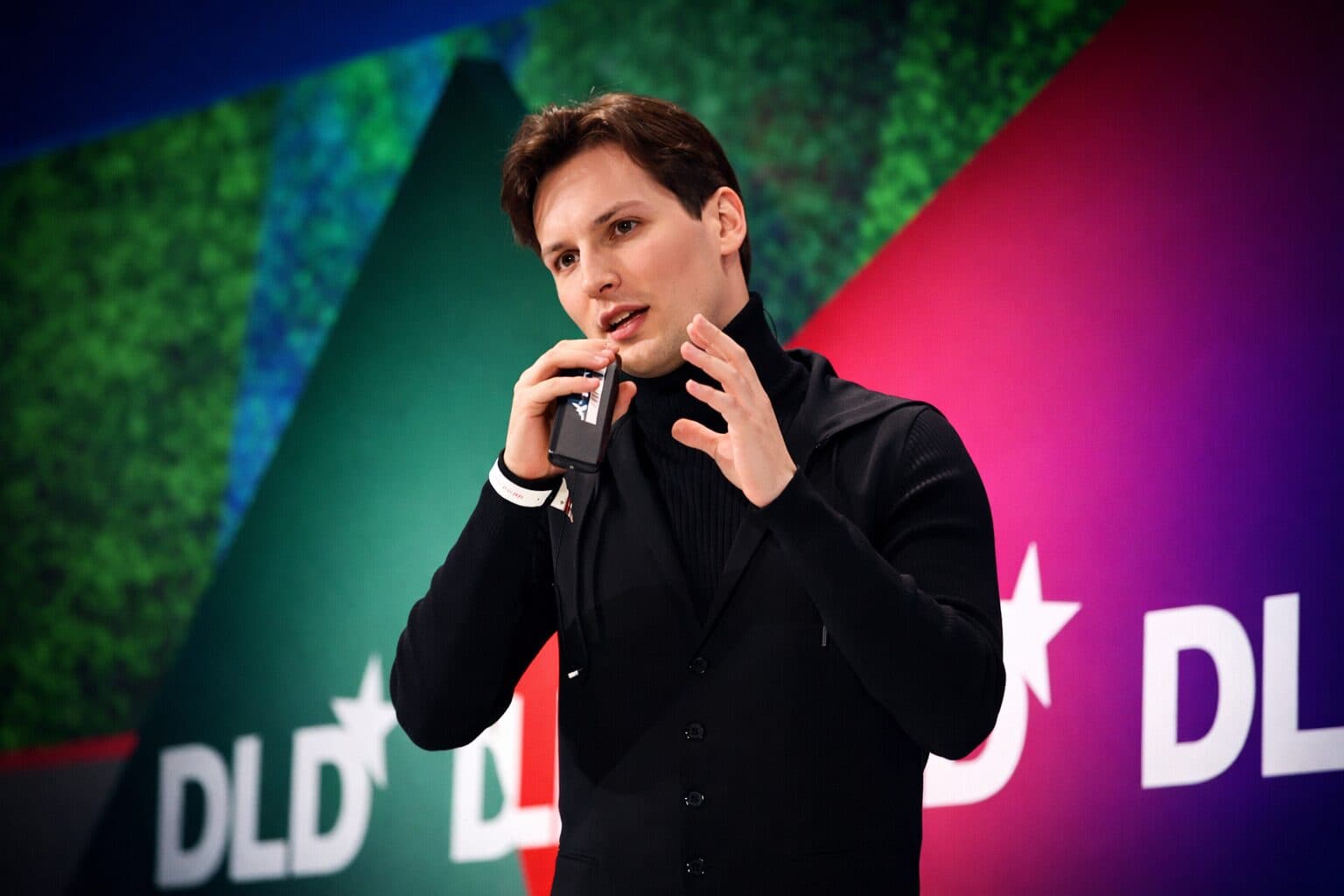 Telegram Founder Warns Push Notifications Pose Major Privacy Risk to Messaging Users