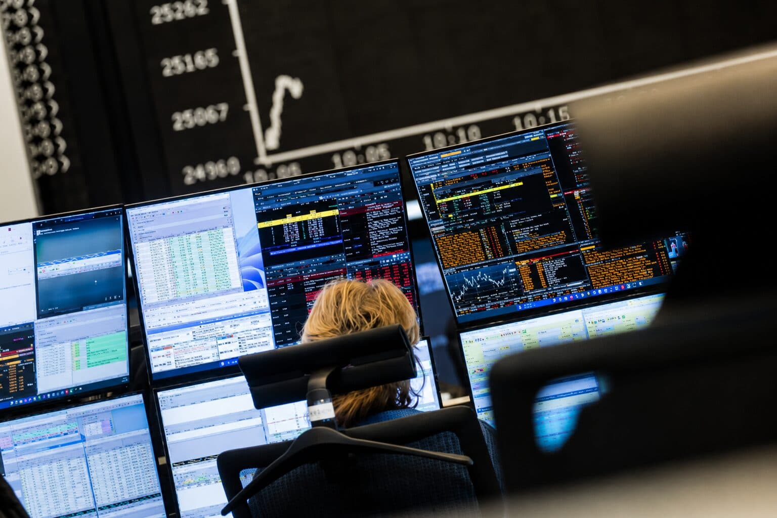HYPE Price Hits New Highs as ETF Inflows and Institutional Demand Grow