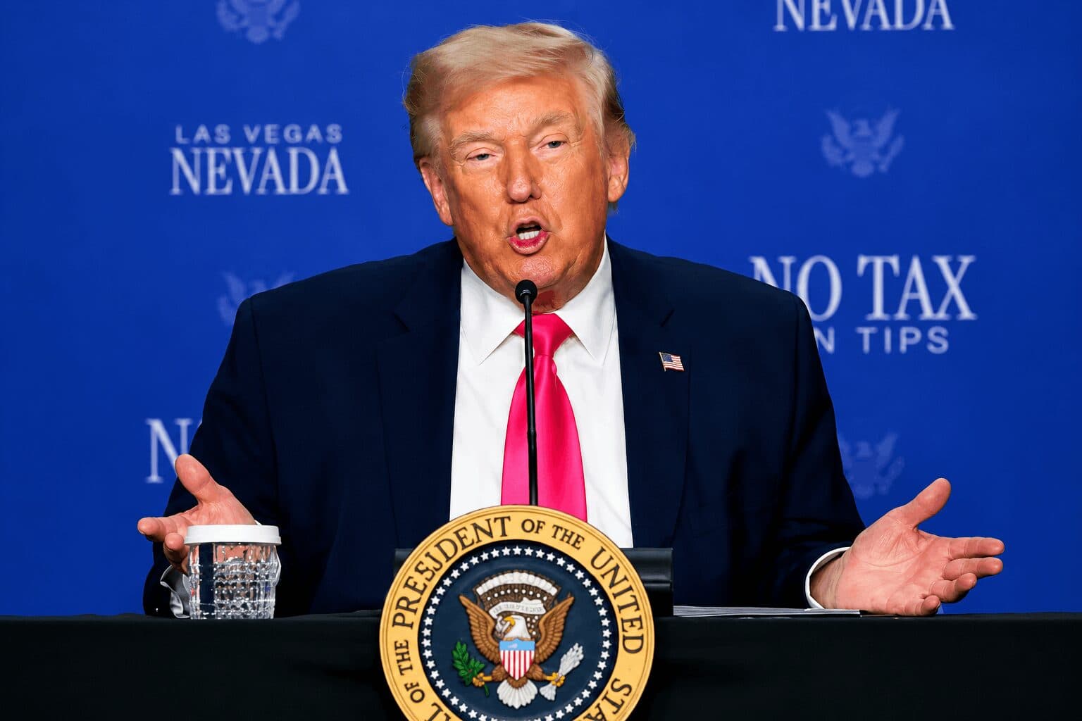 TRUMP Token Drops 5% as Trump Mobile T1 Phone Begins Shipping Next Week