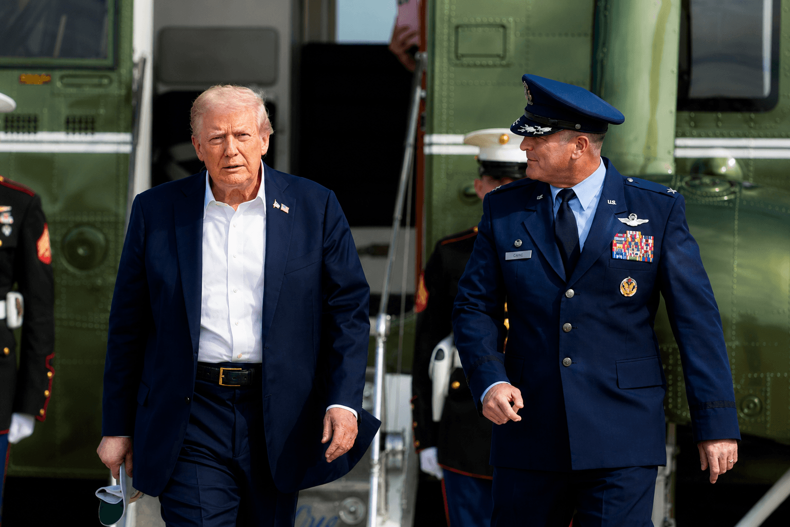 Trump Administration Plans UFO File Release With Pilot Encounter Reports