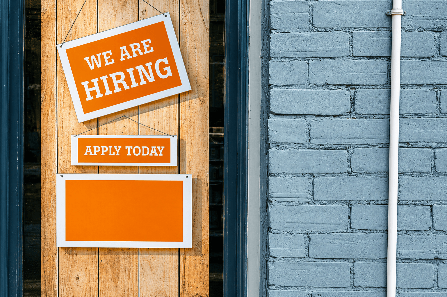 US Labor Market Data Sends Mixed Signals to Dollar and Gold Outlook