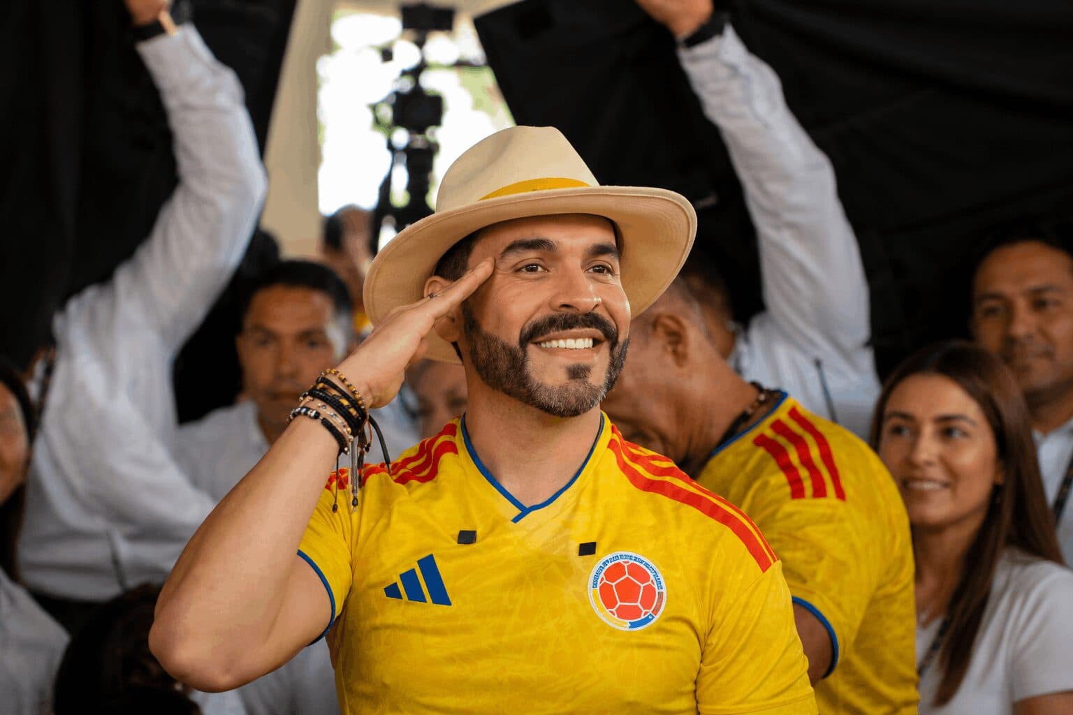 Abelardo De La Espriella Wins Tight Colombia Presidential Election