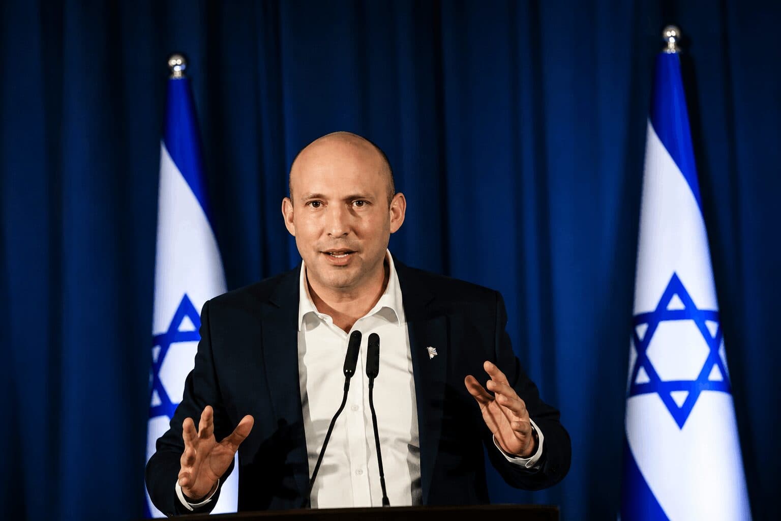 Former Israeli PM Says Starlink Devices Were Smuggled Into Iran for Protesters
