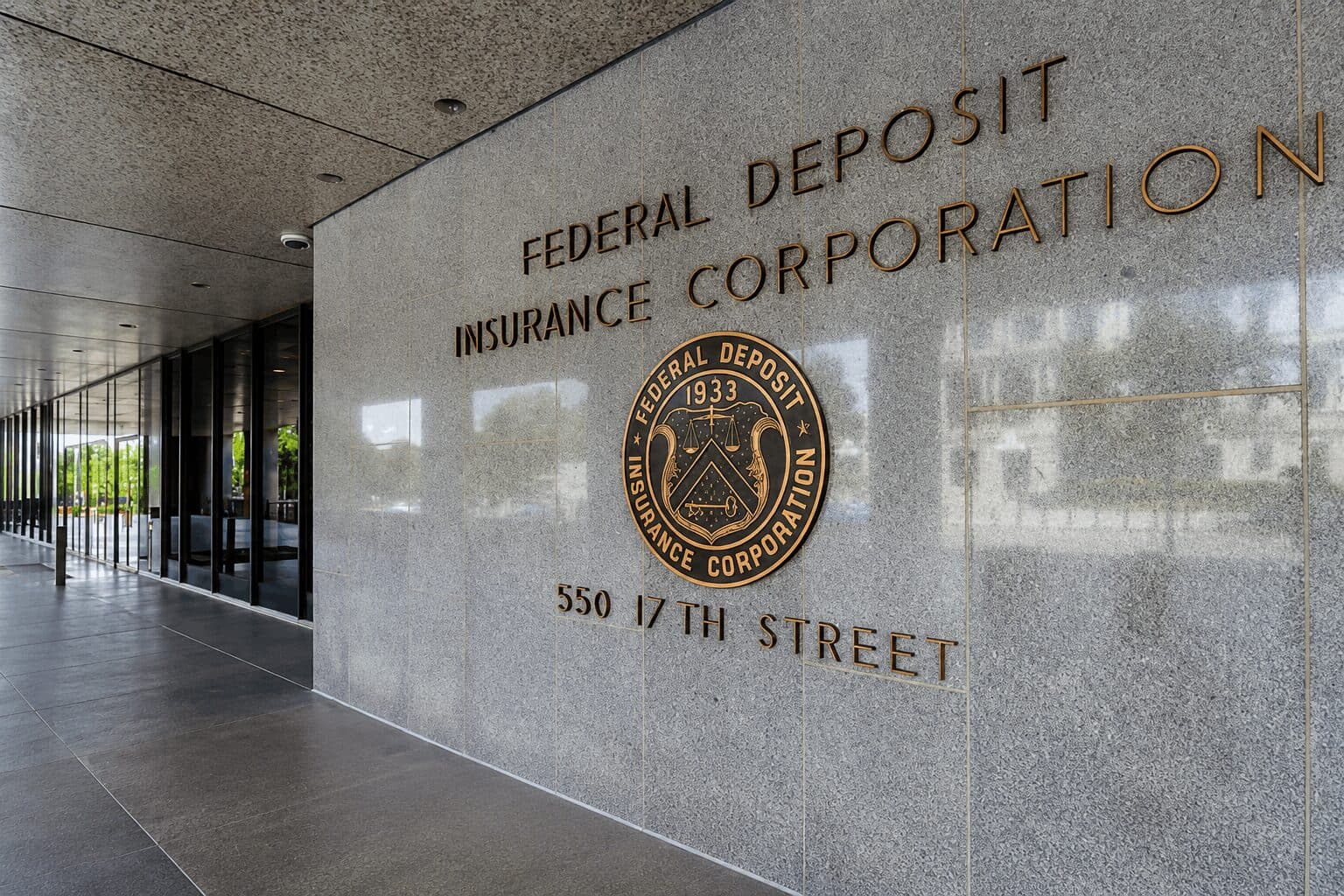 US Watchdog Urges FDIC to Strengthen Crypto and Blockchain Oversight Coordination