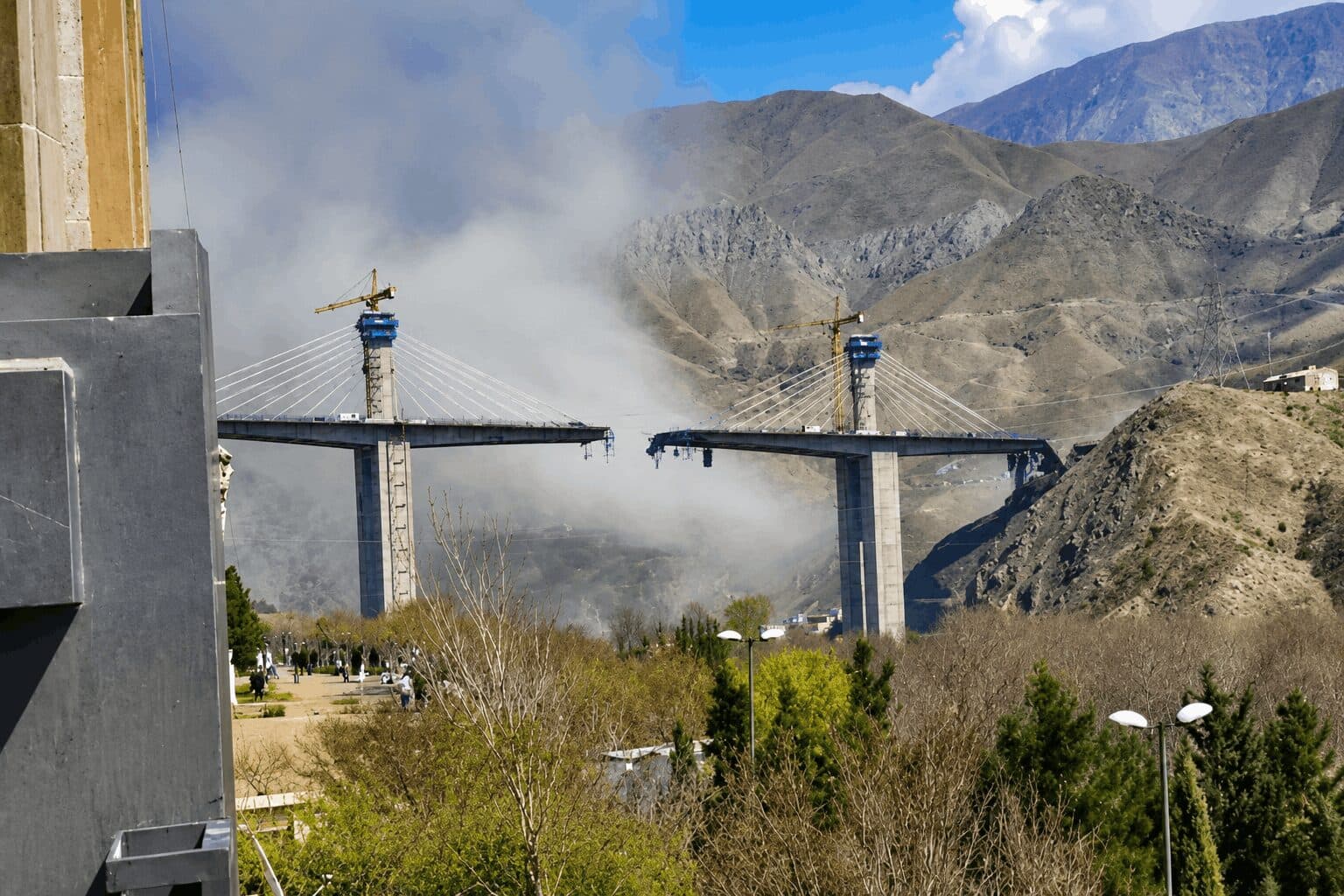 US Strikes Railway Bridge Linking Iran to China and Russia Amid Renewed Conflict