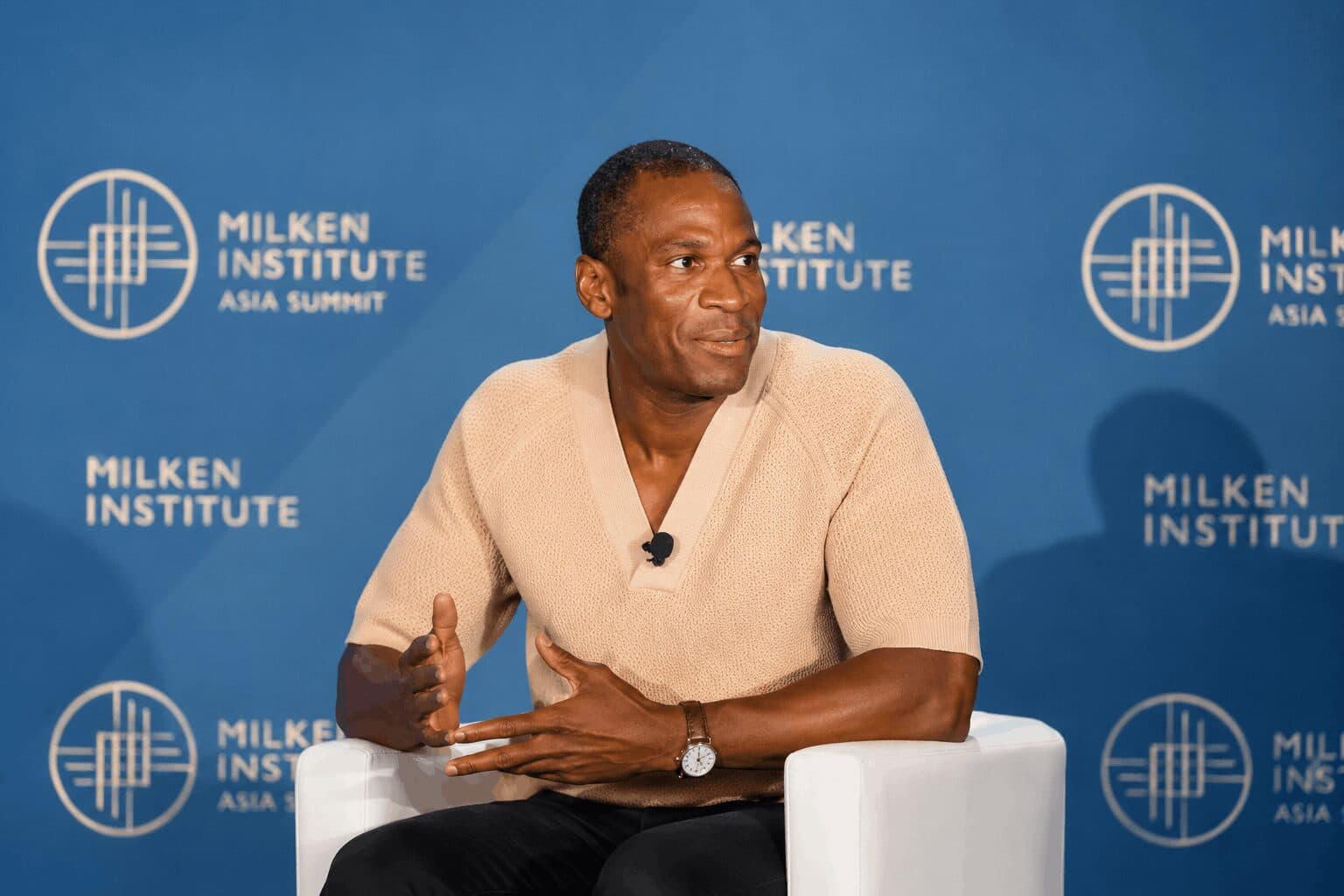 Arthur Hayes Named CEO of Flop Labs, Teases Q4 Airdrop