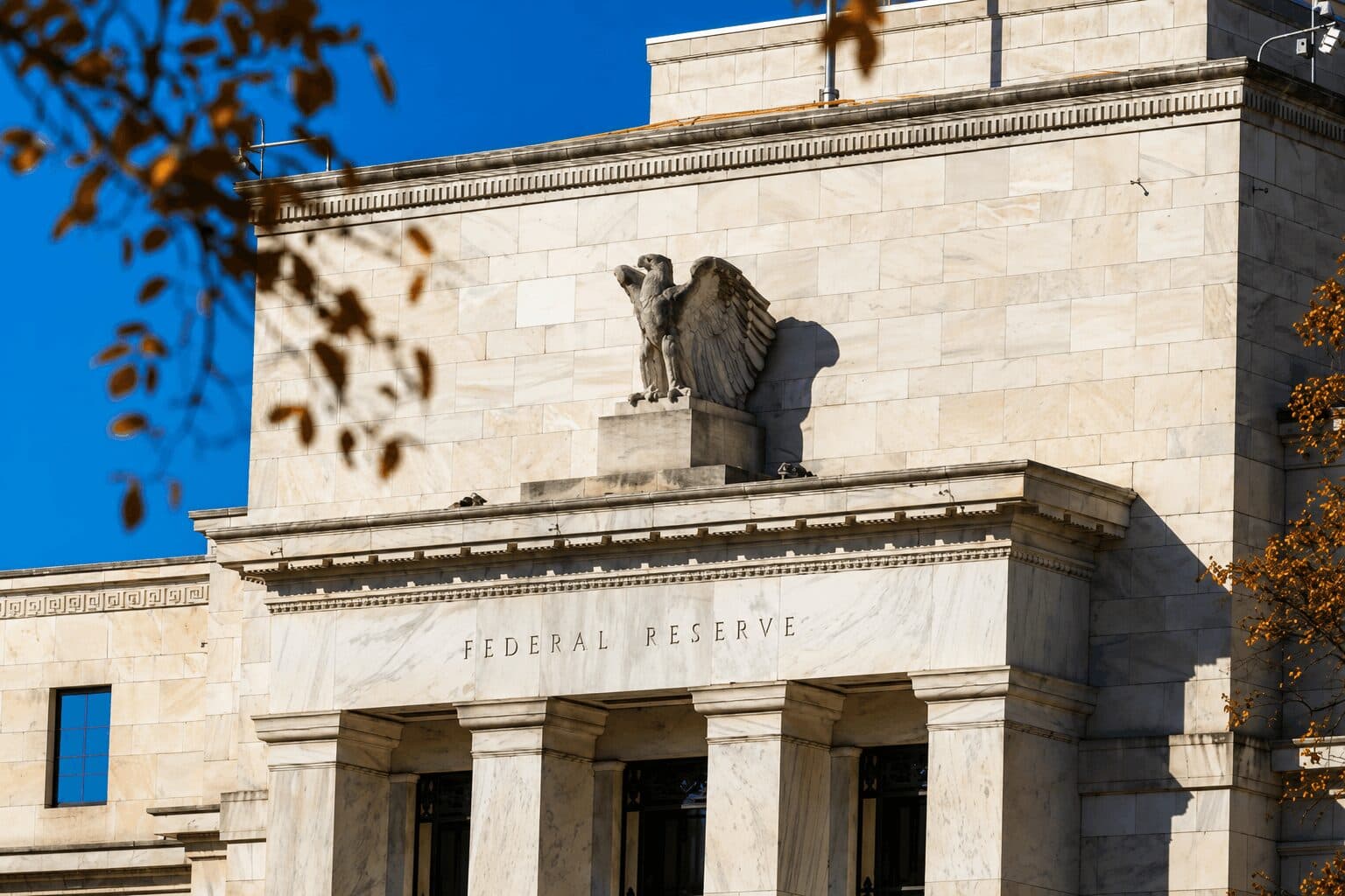 Fed Study Finds Bitcoin’s Past Gains Push More People to Buy Crypto