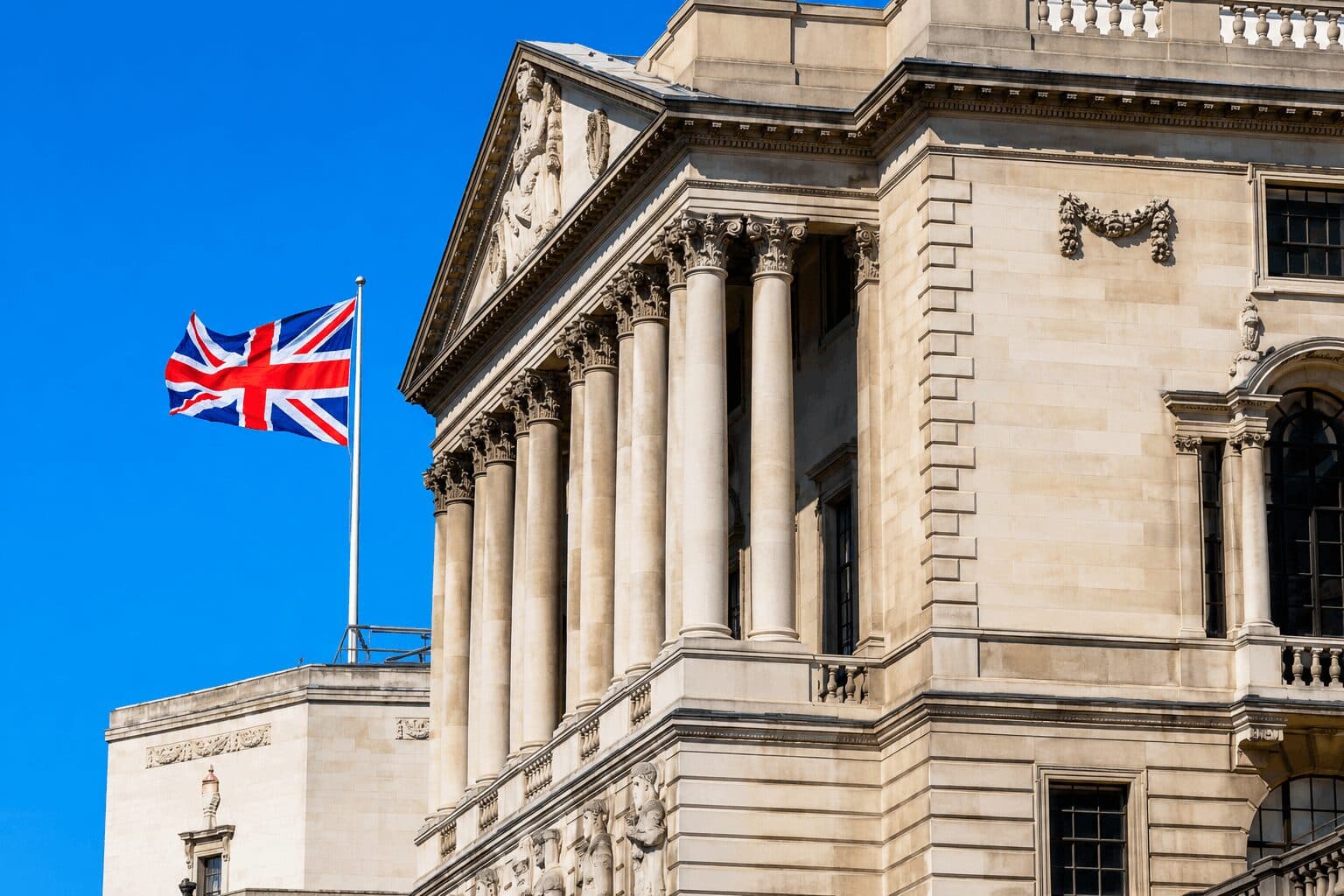 Robinhood Launches Crypto Trading in UK With AI-Powered Insights