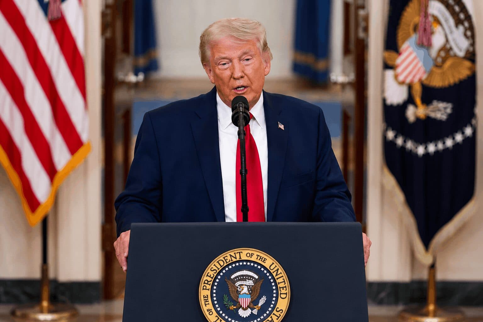 Trump Suggests Renaming Lake Ontario to “Lake America” as Canada Trade War Escalates