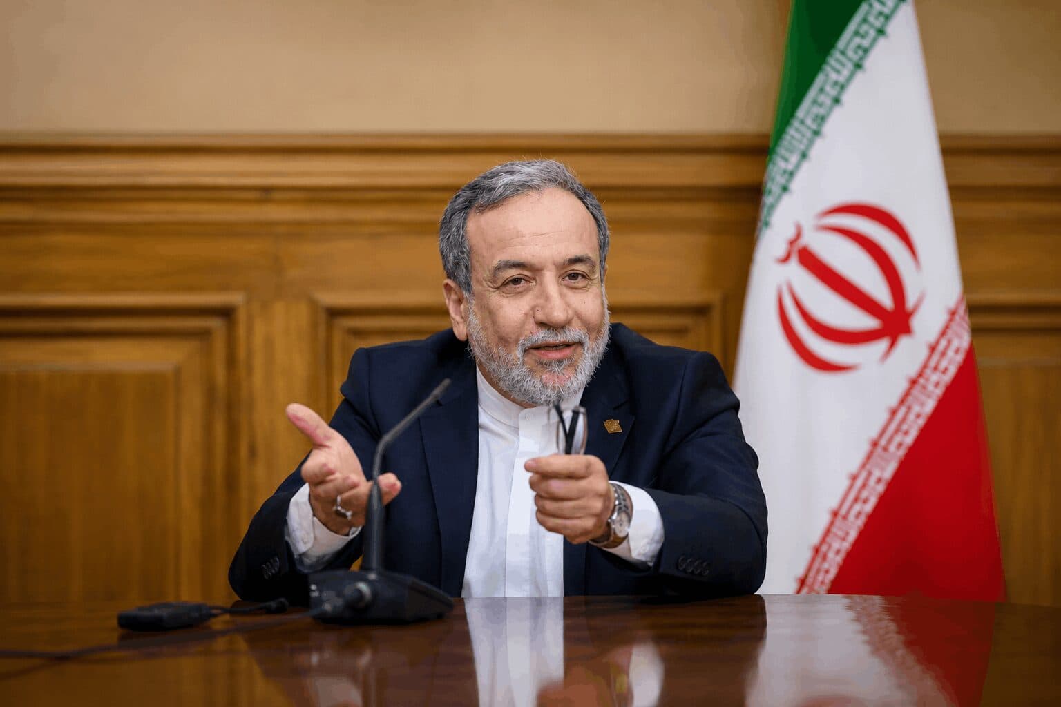 Trump Threatens Economic Consequences for Countries Aiding Iran Amid Ongoing War