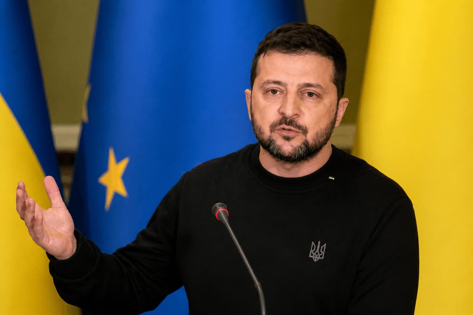 Zelenskyy Rejects Wartime Election Push From Former Defence Minister
