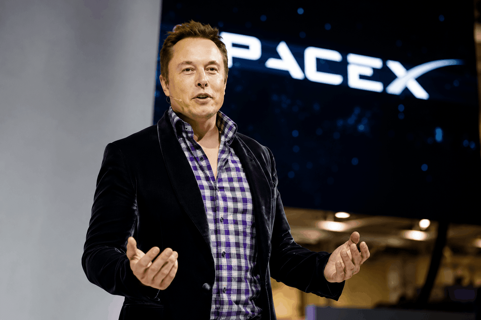 Musk Warns of AI Neocloud Shakeout as SpaceX Raises $40 Billion in Debt for GPUs