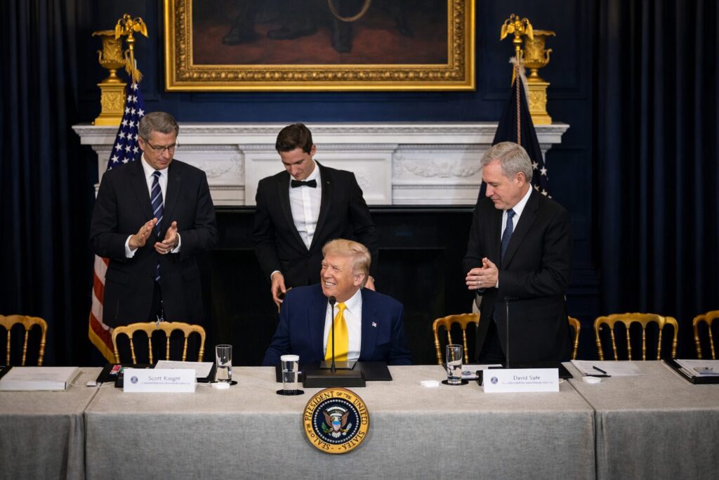 TRUMP Token Whales Accumulate Ahead of Mar-a-Lago Luncheon Event